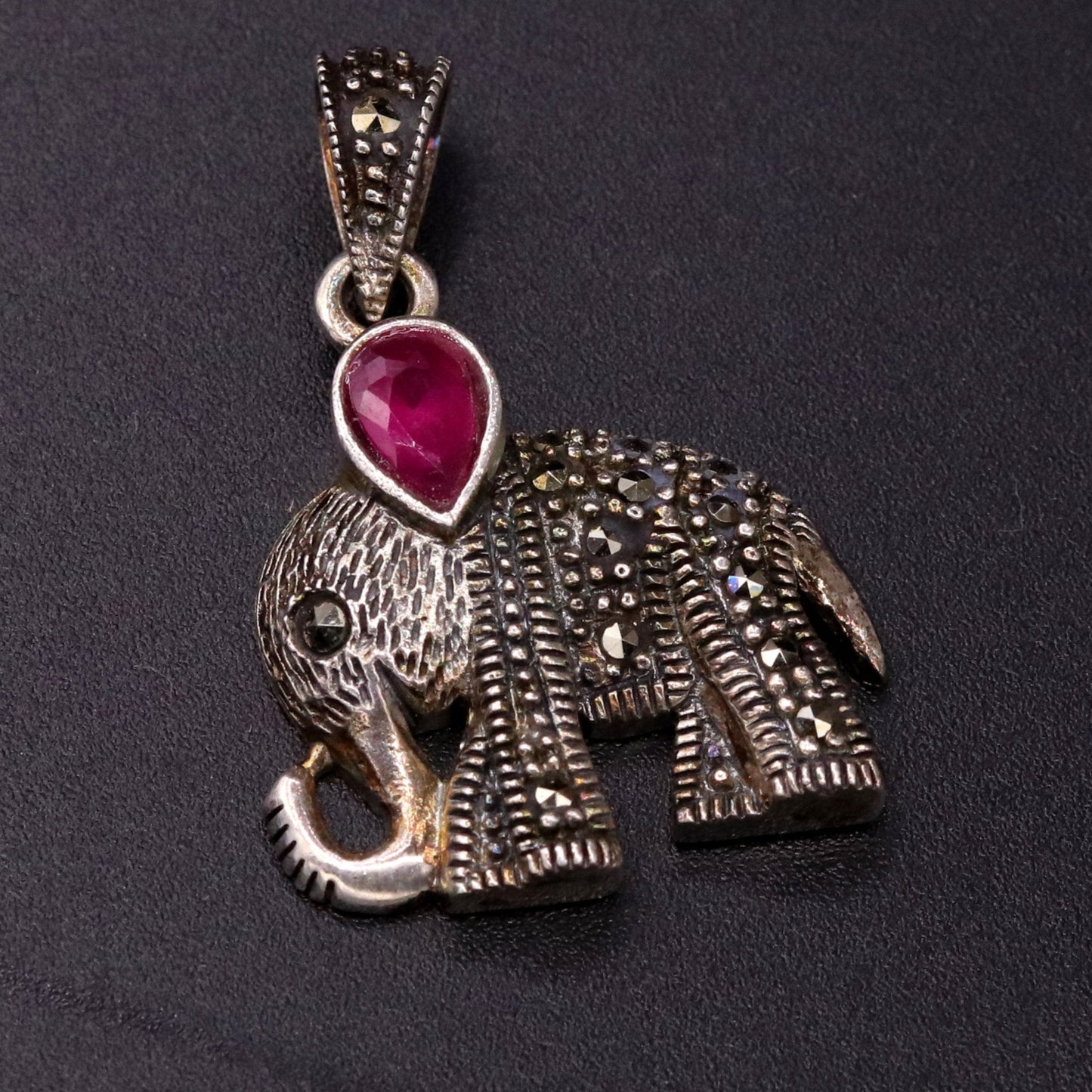 925 sterling silver handmade gorgeous Elephant pendant awesome unisex daily use jewelry from Rajasthan India nsp40 nsp40 - TRIBAL ORNAMENTS