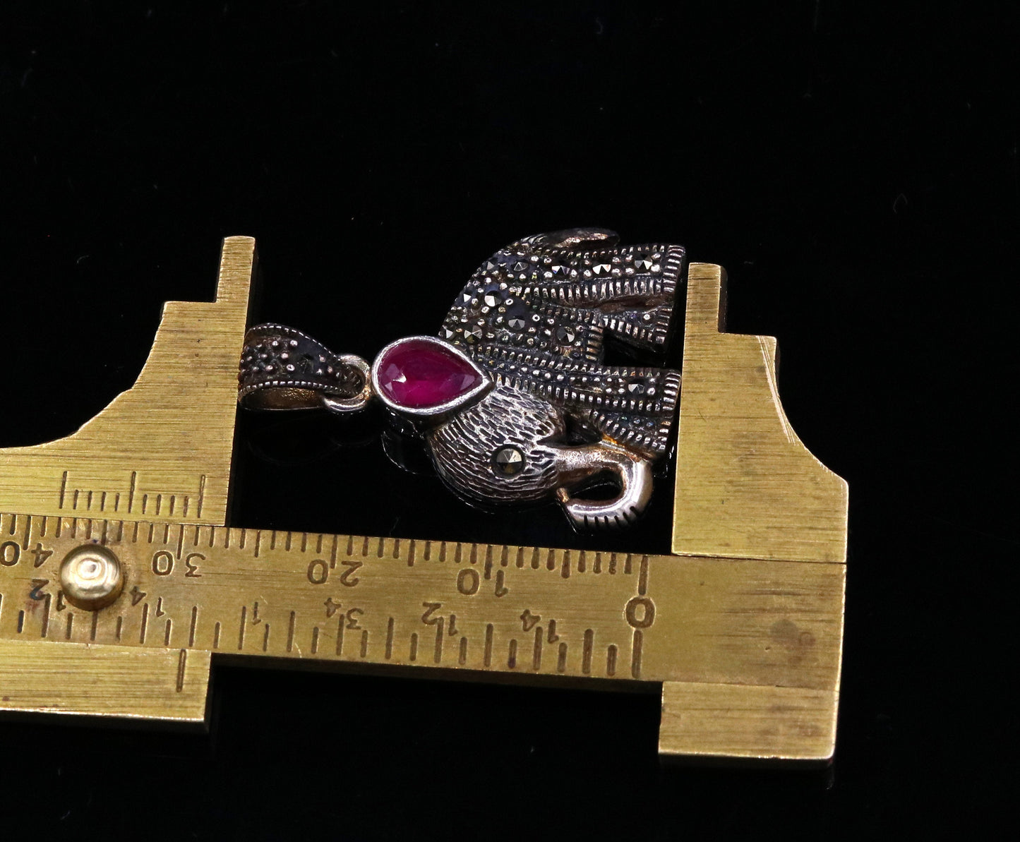 925 sterling silver handmade gorgeous Elephant pendant awesome unisex daily use jewelry from Rajasthan India nsp40 nsp40 - TRIBAL ORNAMENTS