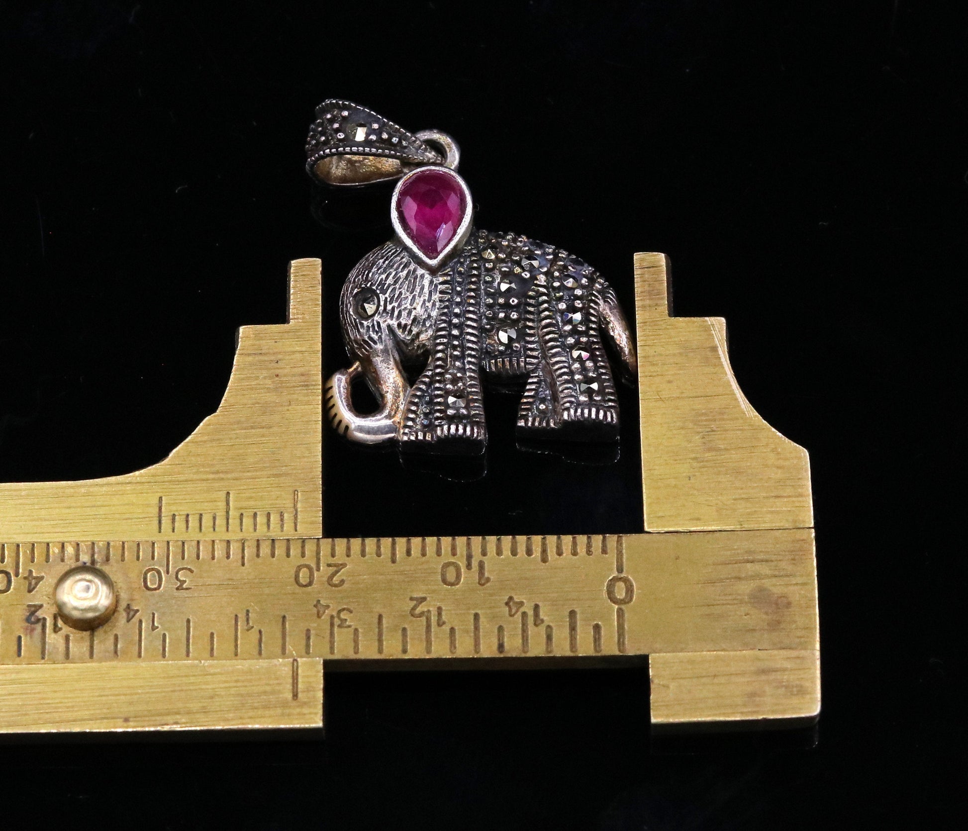 925 sterling silver handmade gorgeous Elephant pendant awesome unisex daily use jewelry from Rajasthan India nsp40 nsp40 - TRIBAL ORNAMENTS