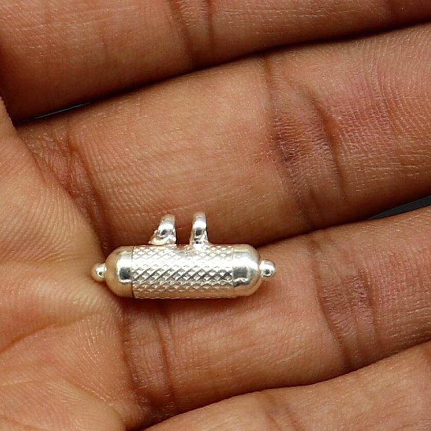 925 sterling silver handmade gorgeous round shape handmade amulet box pendant, mantra box, silver tabiz ,kavacham jewelry ssp701 - TRIBAL ORNAMENTS