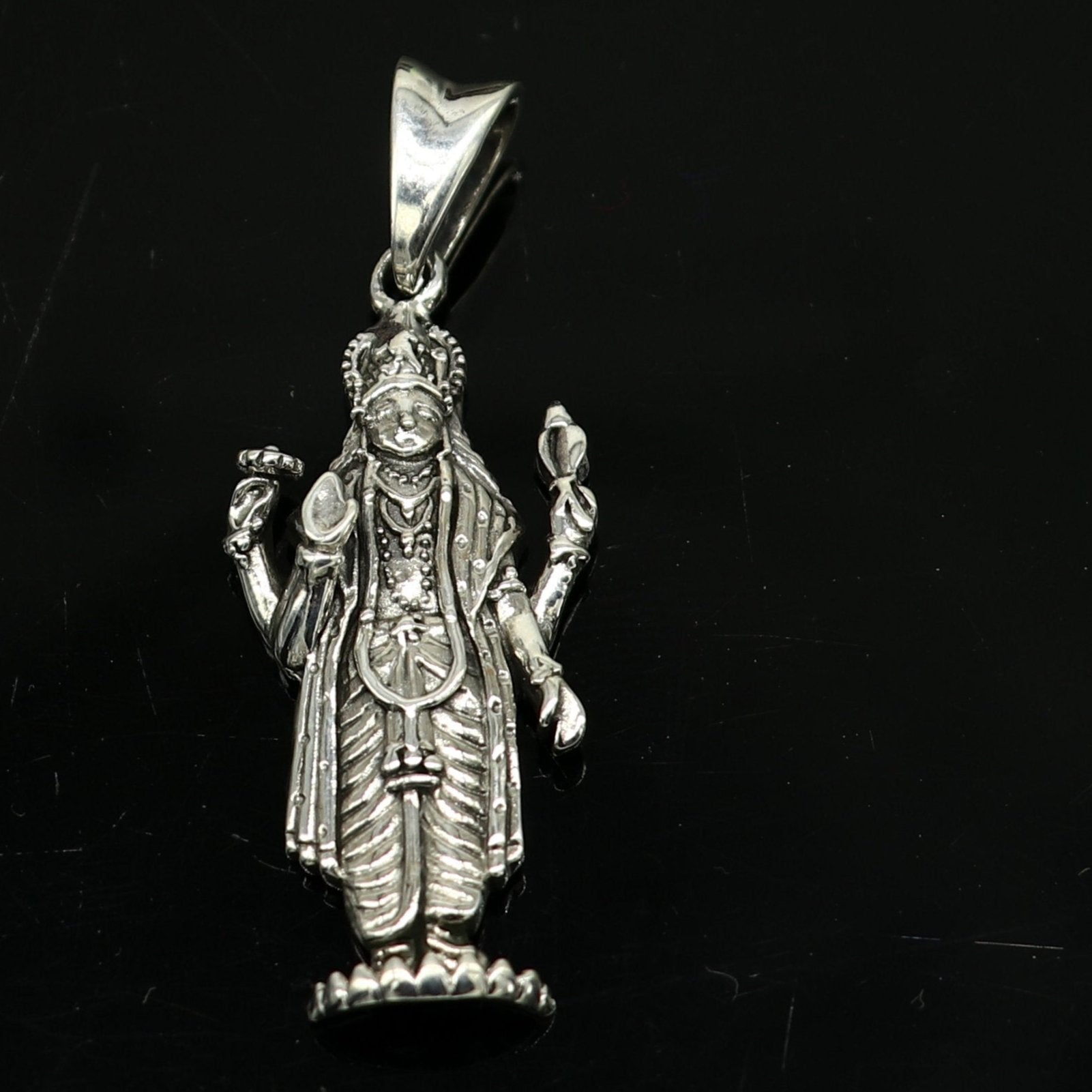 925 sterling silver Vishnu pendant, handmade Hindu idol jewelry, unisex design by TRIBAL ORNAMENTS, ideal for gifting.