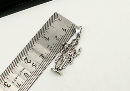 925 silver Vishnu pendant from TRIBAL ORNAMENTS, handmade Hindu deity jewelry, unisex design, intricate craftsmanship, Indian gifting piece