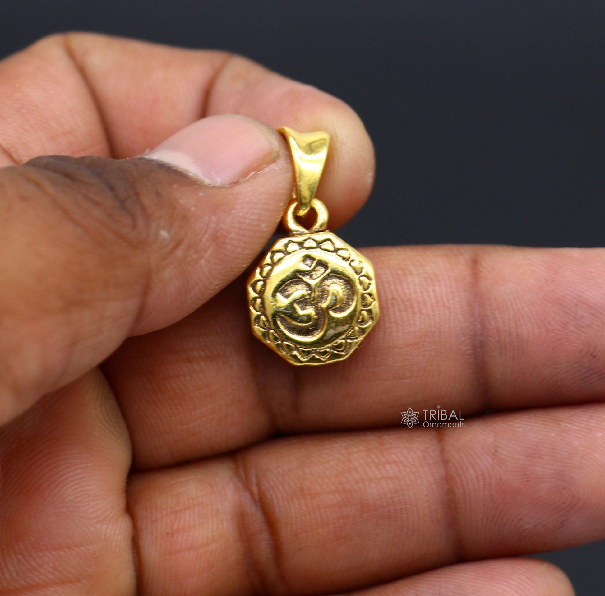 925 sterling silver handmade Hindu mantra 'Aum' OM pendant, amazing stylish good luck pendant jewelry gold polished pendant jewelry nsp609 - TRIBAL ORNAMENTS