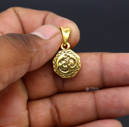 925 sterling silver Hindu mantra 'Aum' OM pendant with gold polish, featuring intricate design and good luck symbols in jewelry.