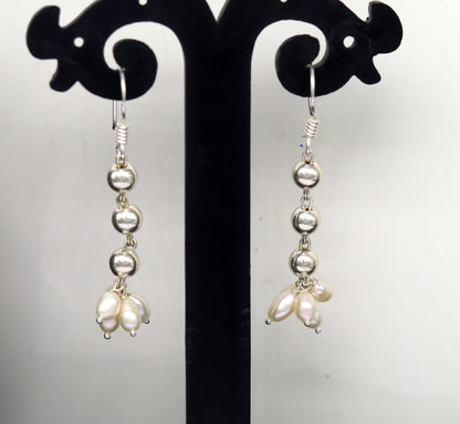 925 sterling silver handmade hoops earring with a natural freshwater pearl drop, perfect for bridesmaids and elegant occasions.