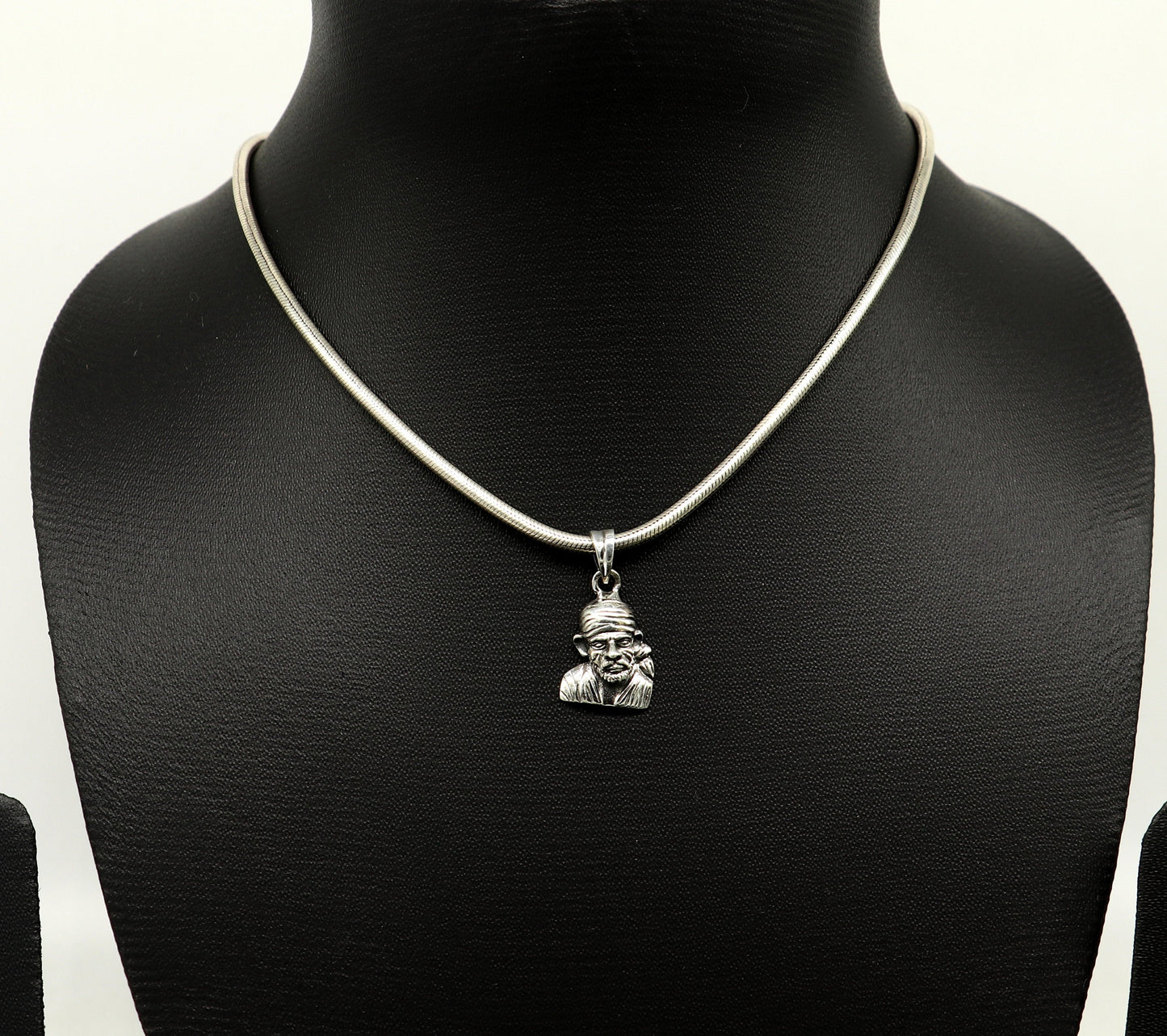 925 sterling silver handmade Indian idol Sai Baba pendant, amazing stylish unisex pendant locket personalized jewelry tribal jewelry ssp498 - TRIBAL ORNAMENTS