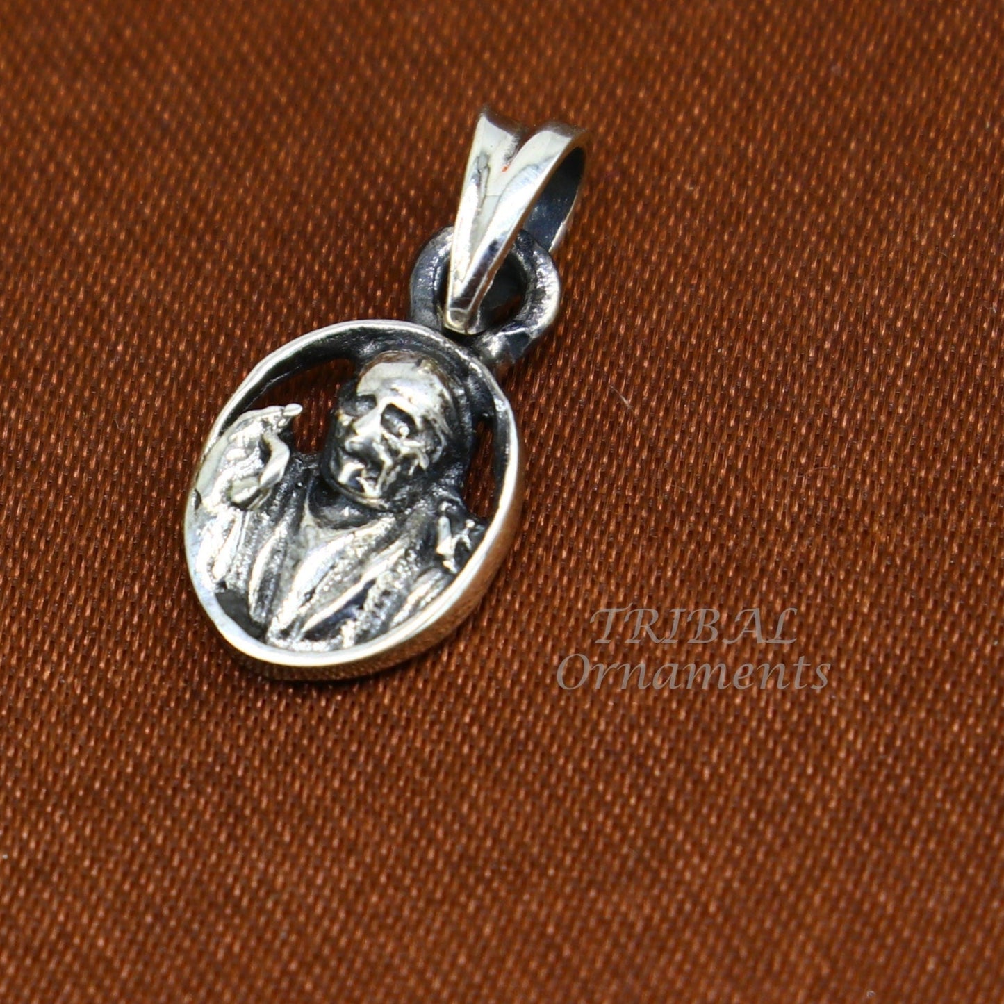 925 sterling silver handmade Indian idol Sai Baba pendant, amazing stylish unisex pendant personalized jewelry tribal jewelry nsp472 - TRIBAL ORNAMENTS
