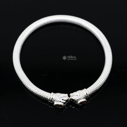 Sterling silver handmade lion face design kada bracelet by TRIBAL ORNAMENTS for men and girls, lightweight and trendy jewelry.