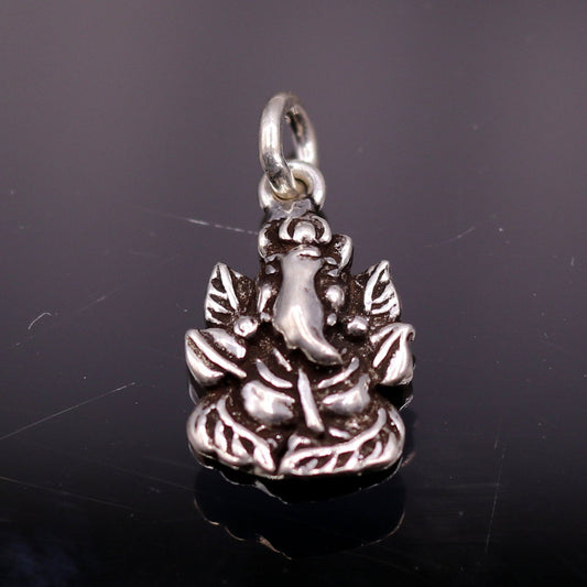 925 Sterling silver handmade Lord Ganesha tiny pendant fabulous locket pendant unisex small pendant jewelry nsp151 - TRIBAL ORNAMENTS
