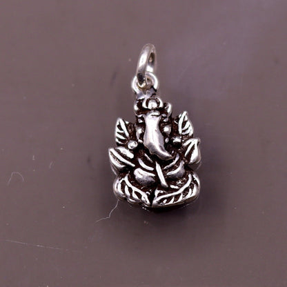 925 Sterling silver Lord Ganesha pendant, unisex handmade jewelry, small tribal ornament locket featuring intricate design.