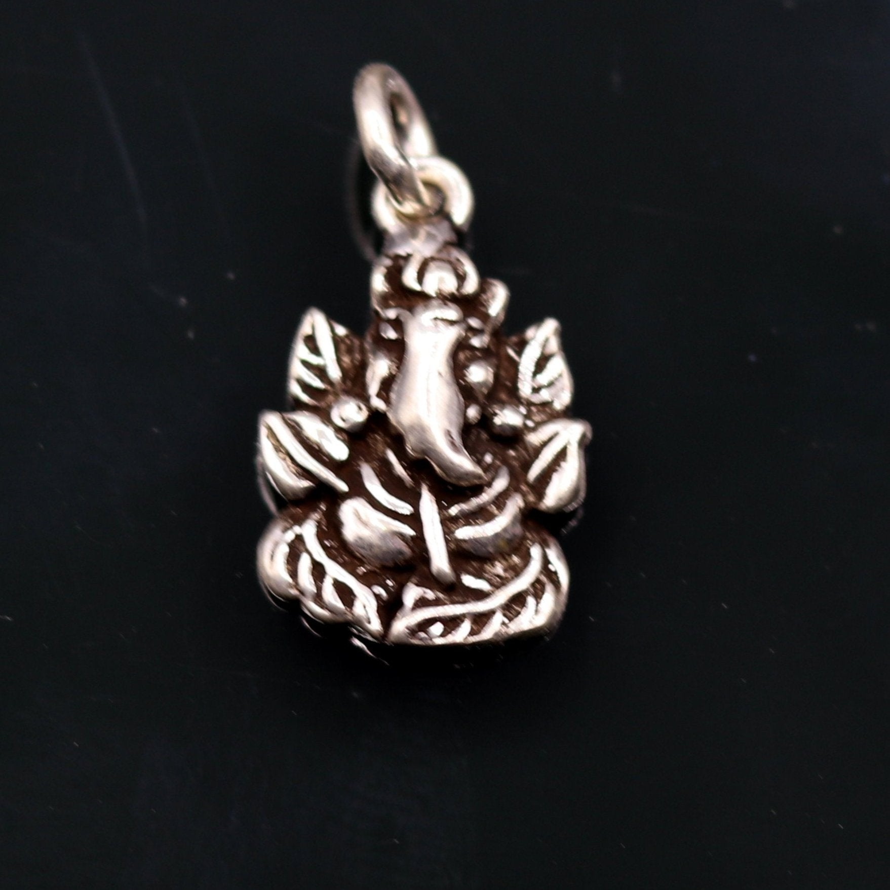 925 Sterling silver handmade Lord Ganesha tiny pendant fabulous locket pendant unisex small pendant jewelry nsp151 - TRIBAL ORNAMENTS