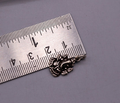 925 Sterling silver Lord Ganesha pendant, handmade unisex jewelry, small and detailed tribal ornament locket.