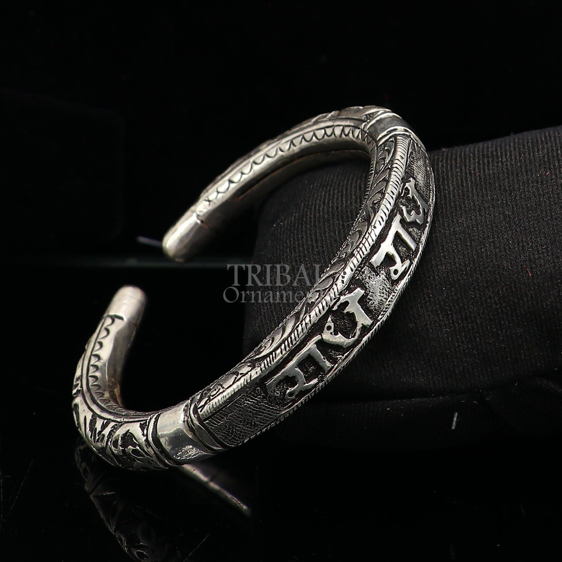 925 Sterling silver handmade Nakshi work design  "Radhe Radhe" Goddess Radha mantra bracelet kada divine unisex tribal ethnic jewelry nsk655 - TRIBAL ORNAMENTS