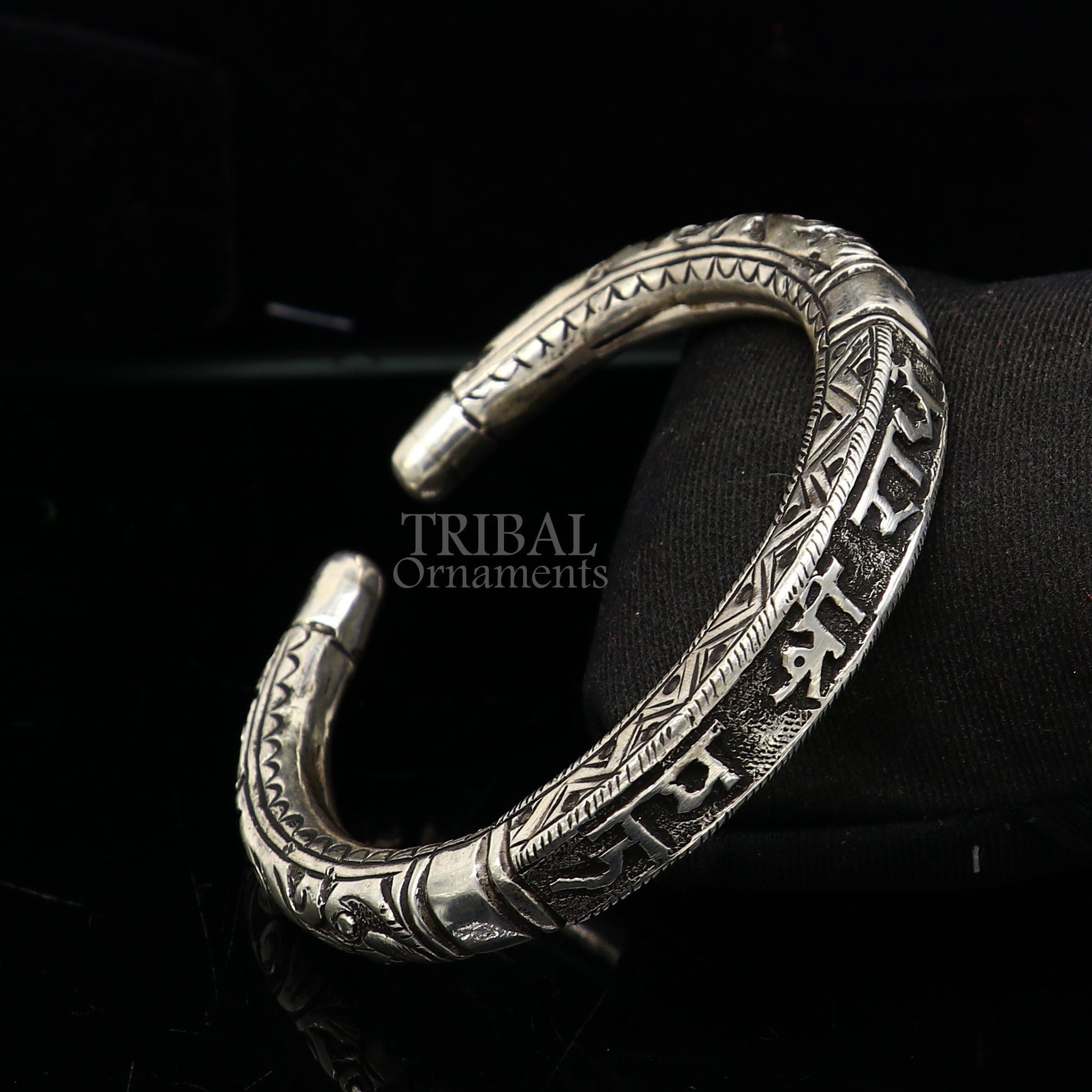 925 Sterling silver handmade Nakshi work "Jai Shree Radhe" Goddess Radha mantra bracelet kada divine unisex tribal ethnic jewelry nsk653 - TRIBAL ORNAMENTS