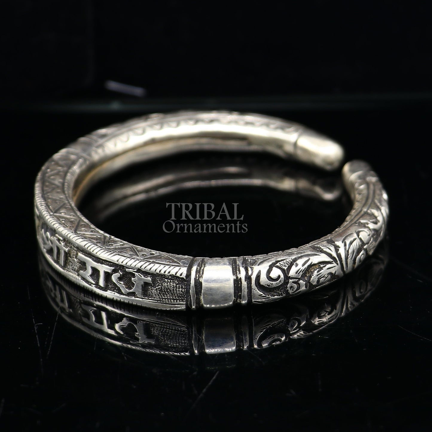 925 Sterling silver handmade Nakshi work "Jai Shree Radhe" Goddess Radha mantra bracelet kada divine unisex tribal ethnic jewelry nsk654 - TRIBAL ORNAMENTS