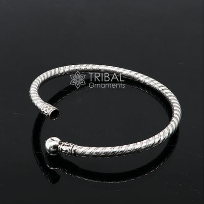 Sterling silver tribal kada bracelet with ball design, lightweight and trendy jewelry for men and girls from Tribal Ornaments.