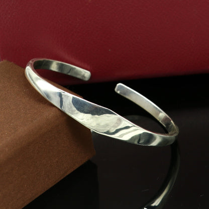 925 sterling silver handmade adjustable bangle bracelet with plain shine design, featuring a unique and personalized Indian kada cuff.