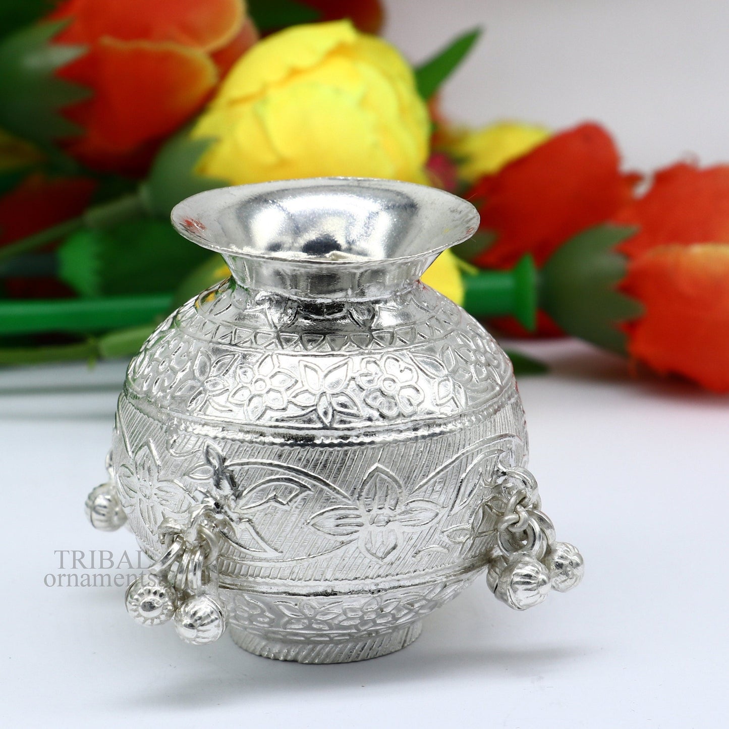 925 sterling silver handmade plain small Kalash or pot, unique special silver puja article, water or milk kalash pot india su703 - TRIBAL ORNAMENTS