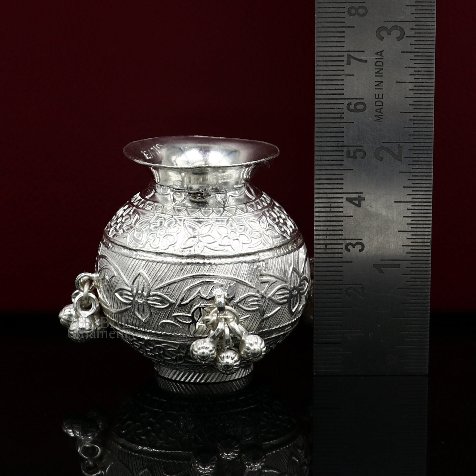 925 sterling silver handmade plain small Kalash or pot, unique special silver puja article, water or milk kalash pot india su703 - TRIBAL ORNAMENTS