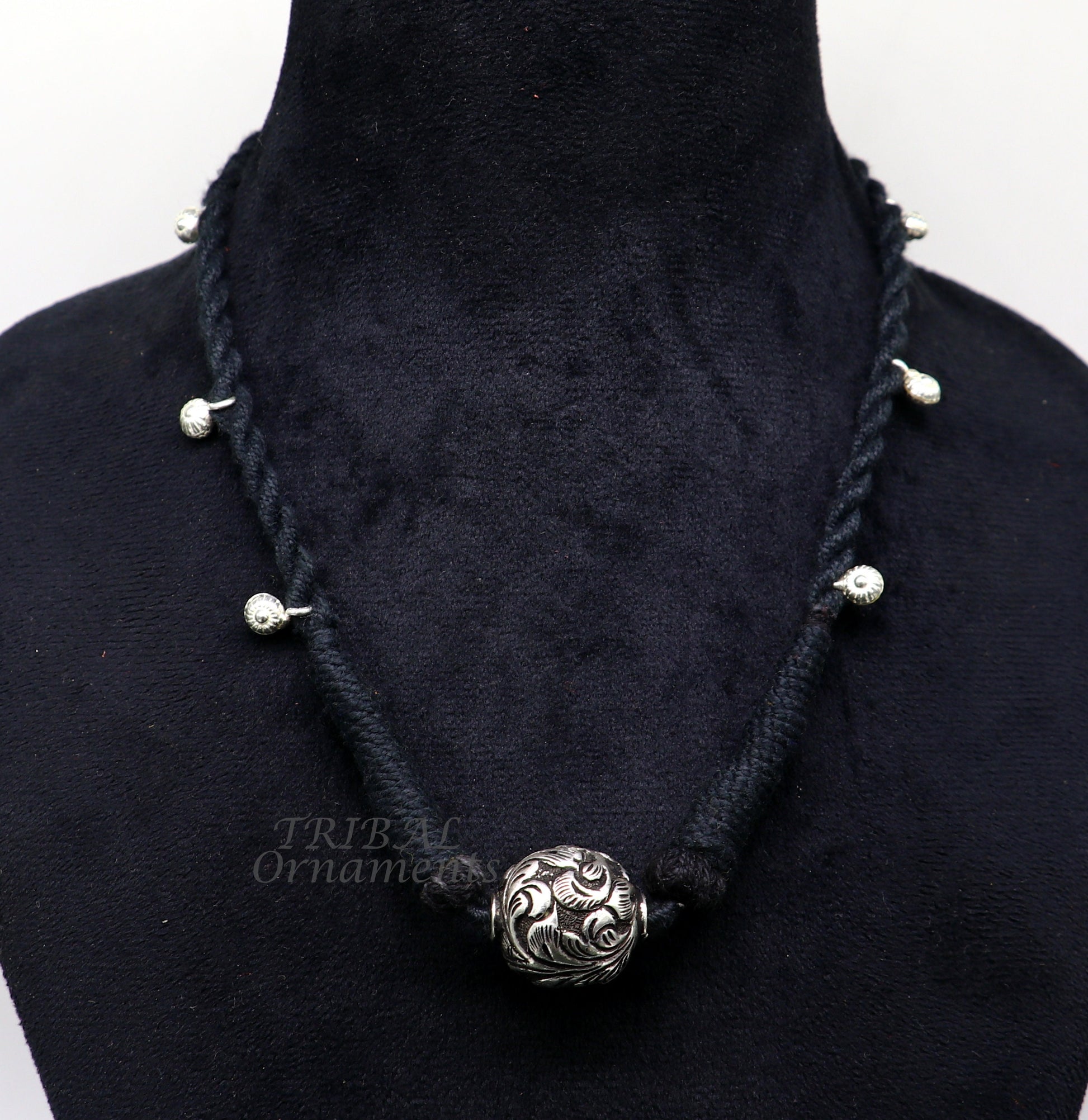 925 sterling silver Rajasthani traditional stylish choker necklace with intricate design, ideal for bridal or belly dance jewelry.