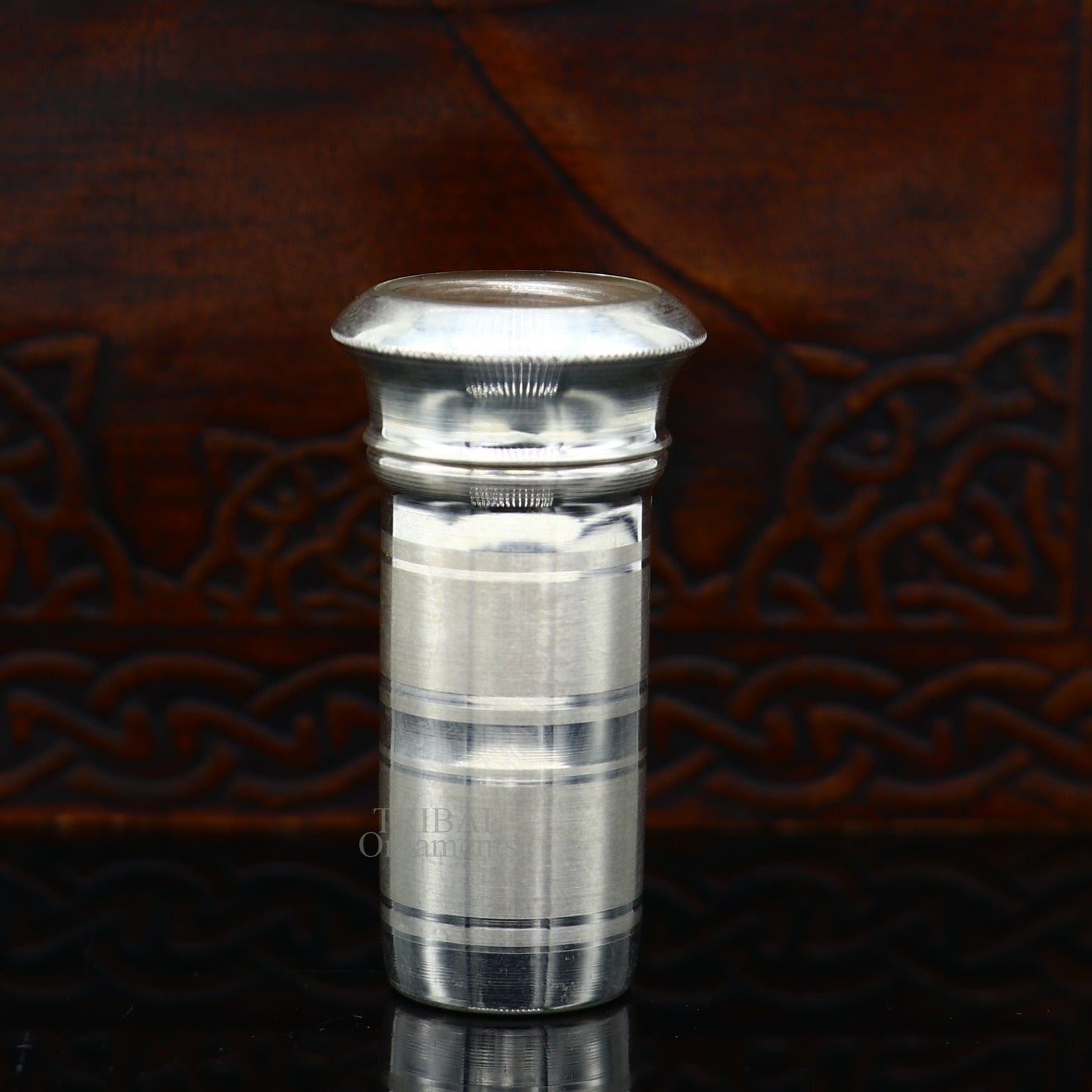 925 Sterling silver handmade small pill box and tobacco storage box with intricate tribal ornaments and men’s accessories design.