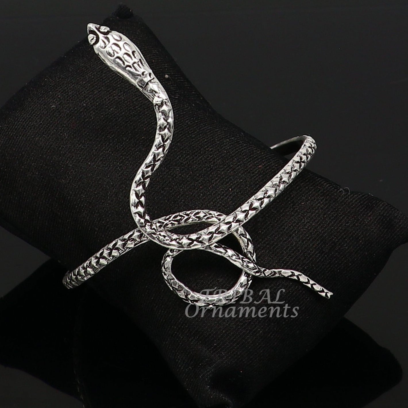 Unisex 925 sterling silver snake design bangle cuff bracelet with Cobra motif, handmade tribal jewelry.