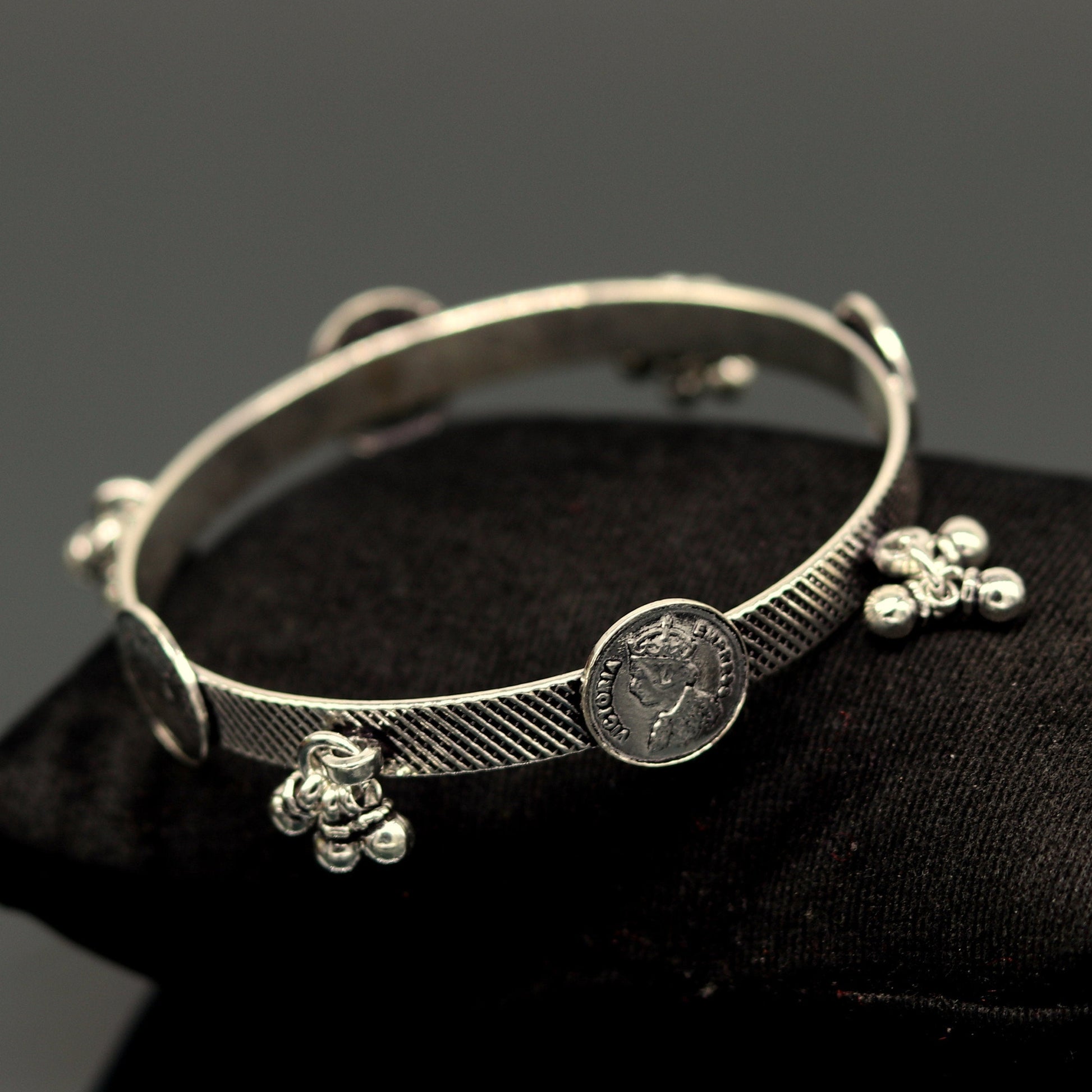 925 sterling silver handmade stunning Victoria empress coin design Bangles bracelet kada, best brides tribal belly jewelry nba155 - TRIBAL ORNAMENTS