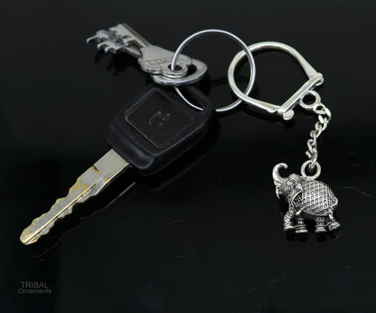 Vintage elephant design key chain made of 925 sterling silver by Tribal Ornaments, featuring intricate handcrafted details.