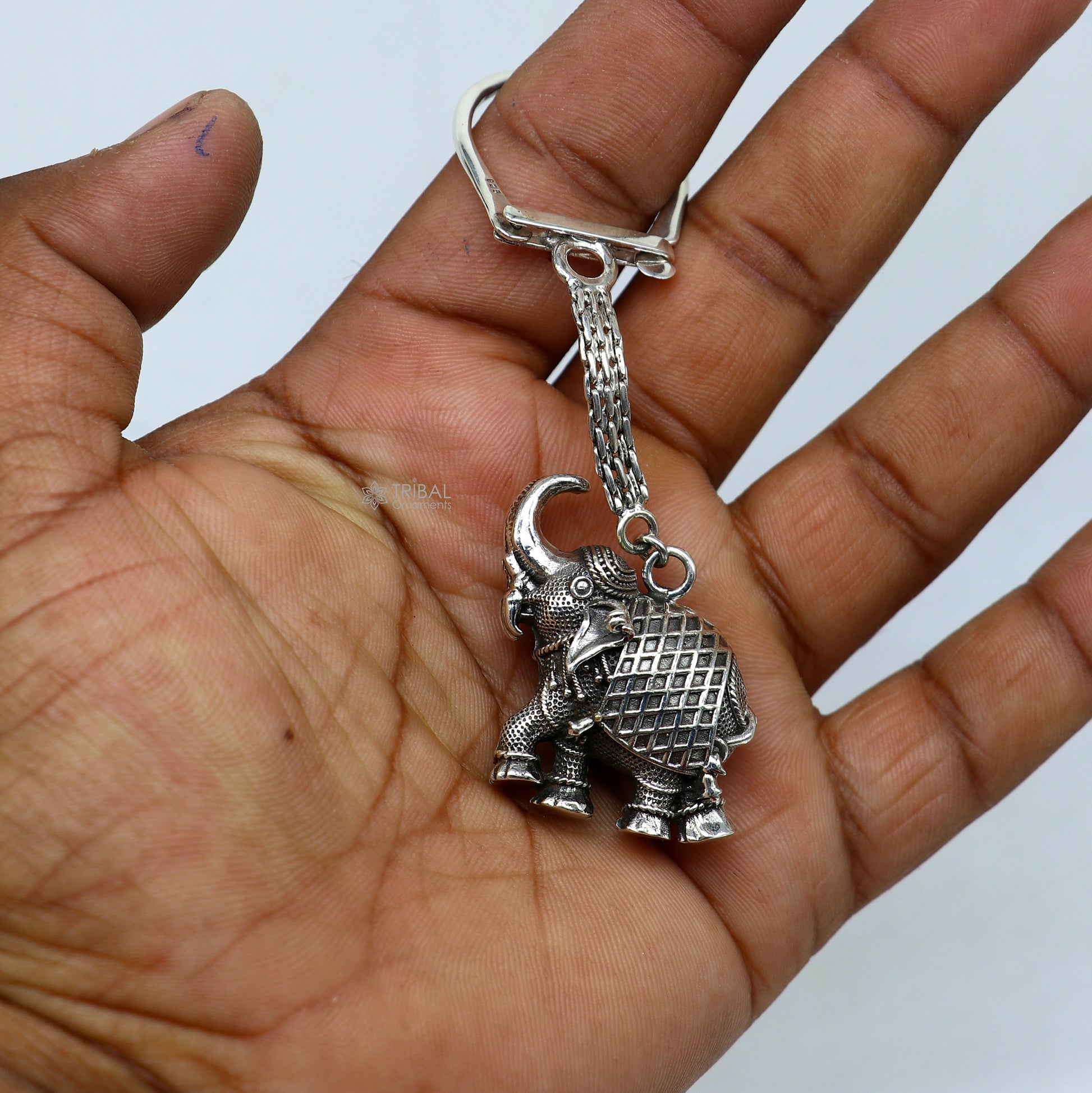 925 Sterling silver vintage elephant design key chain by TRIBAL ORNAMENTS, stylish unisex silver accessory with intricate craftsmanship.