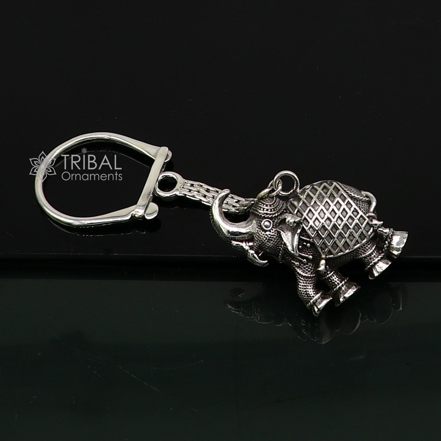 925 Sterling silver vintage elephant design key chain by TRIBAL ORNAMENTS, featuring a solid, stylish, unisex silver accessory.