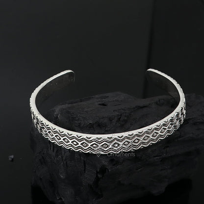 Sterling silver handmade zig zag cuff bracelet by TRIBAL ORNAMENTS, adjustable unisex silver jewelry with unique design.