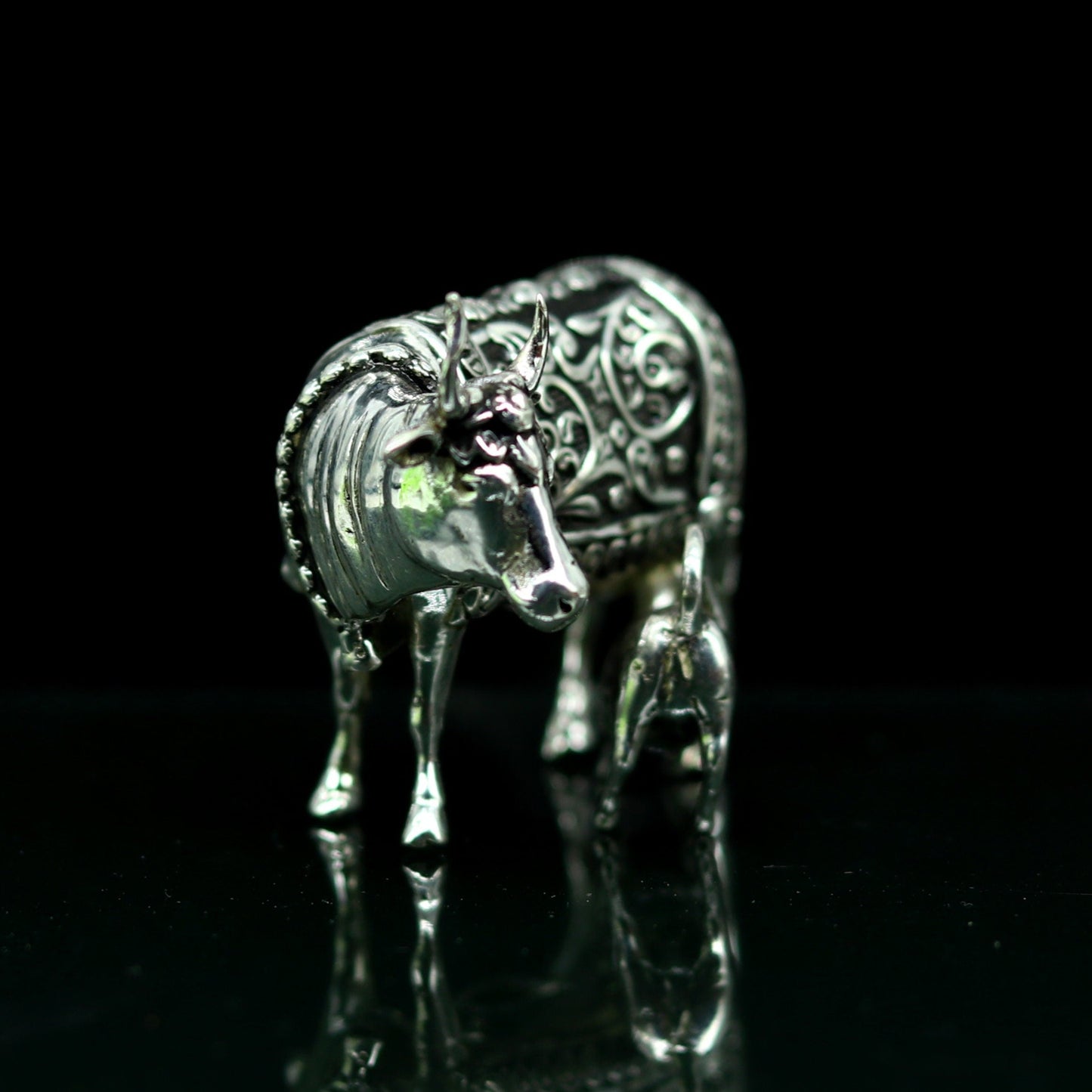 925 Sterling silver handmade vintage antique unique design Kamdhenu cow with calf, Diwali puja silver article best corporate gifting  art230 - TRIBAL ORNAMENTS