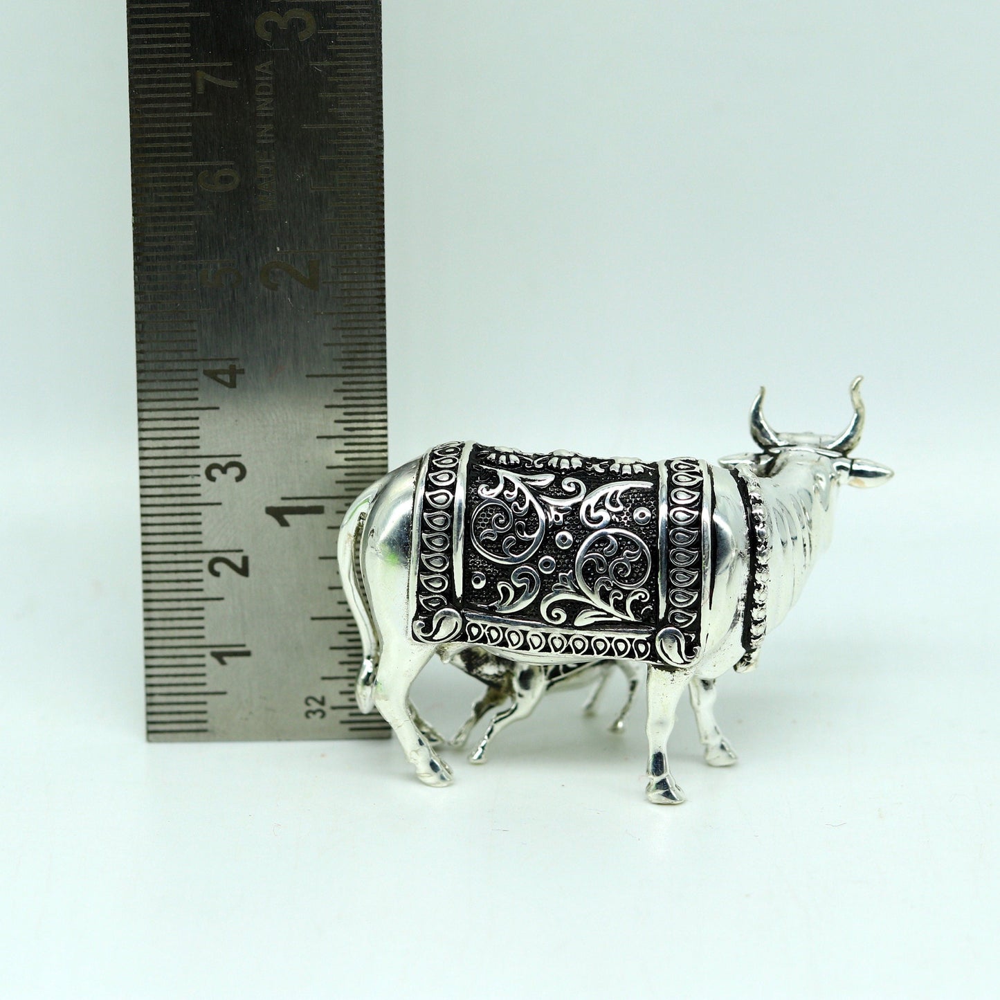 925 Sterling silver handmade vintage antique unique design Kamdhenu cow with calf, Diwali puja silver article best corporate gifting  art230 - TRIBAL ORNAMENTS