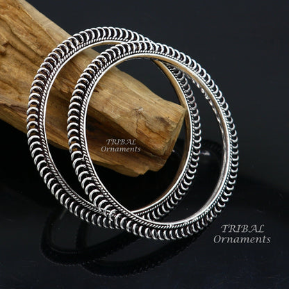 Sterling silver handmade vintage tribal bangle bracelet with ethnic design, ideal for brides or belly dance jewelry.