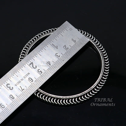 Sterling silver handmade vintage tribal bangle bracelet with ethnic design, ideal for brides and belly dance jewelry.