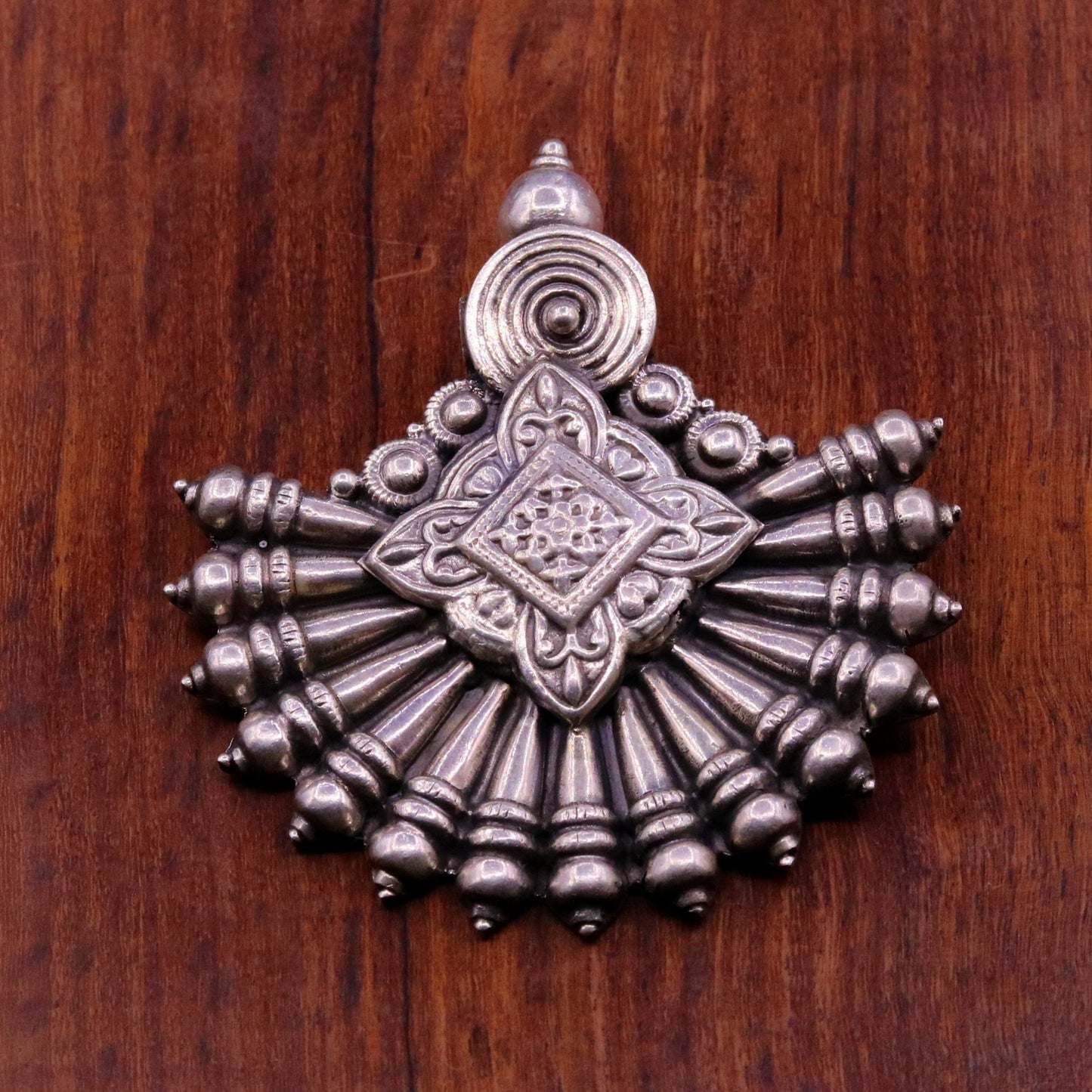 925 Sterling silver handmade vintage design modern trendy look ethnic pendant, charm necklace, temple jewelry, tribal jewelry india nsp352 - TRIBAL ORNAMENTS