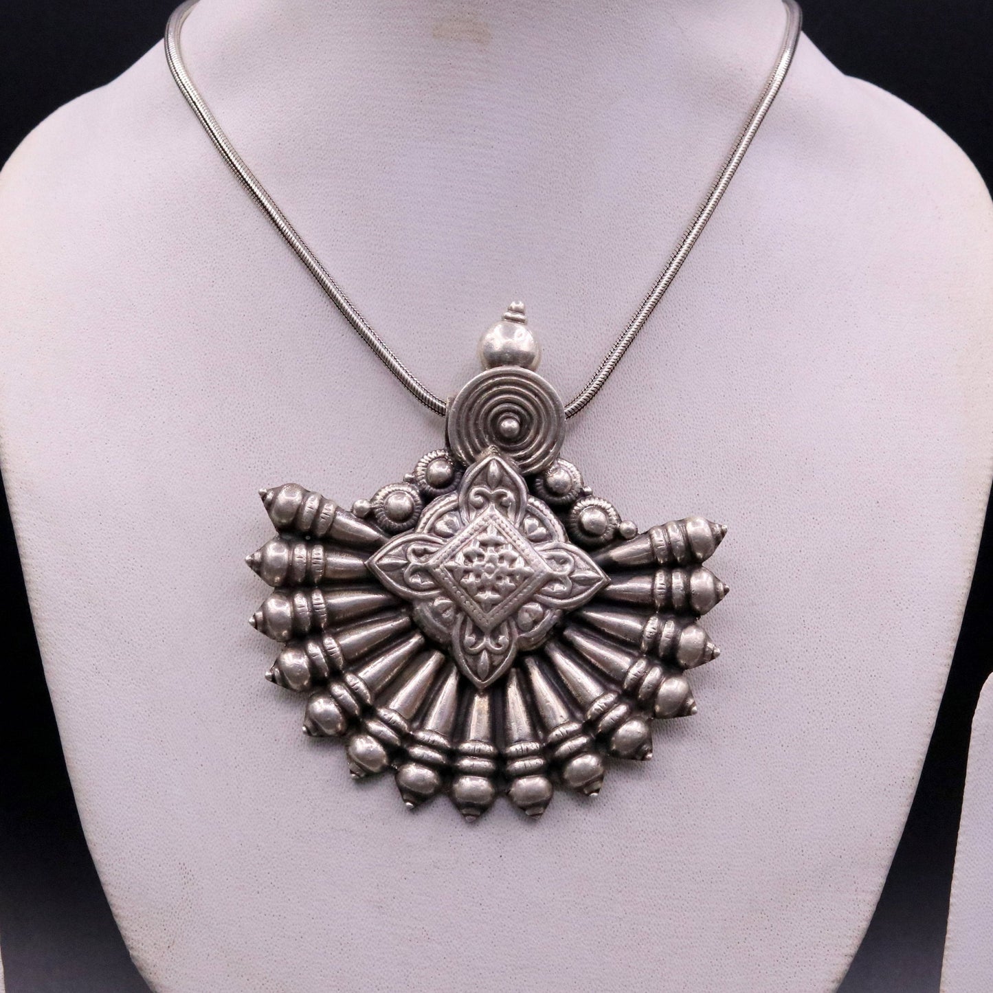 925 Sterling silver handmade vintage design modern trendy look ethnic pendant, charm necklace, temple jewelry, tribal jewelry india nsp352 - TRIBAL ORNAMENTS