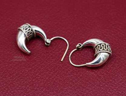 Sterling silver handmade vintage ethnic tribal hoops earrings with intricate Bali design, unisex stylish jewelry from India.