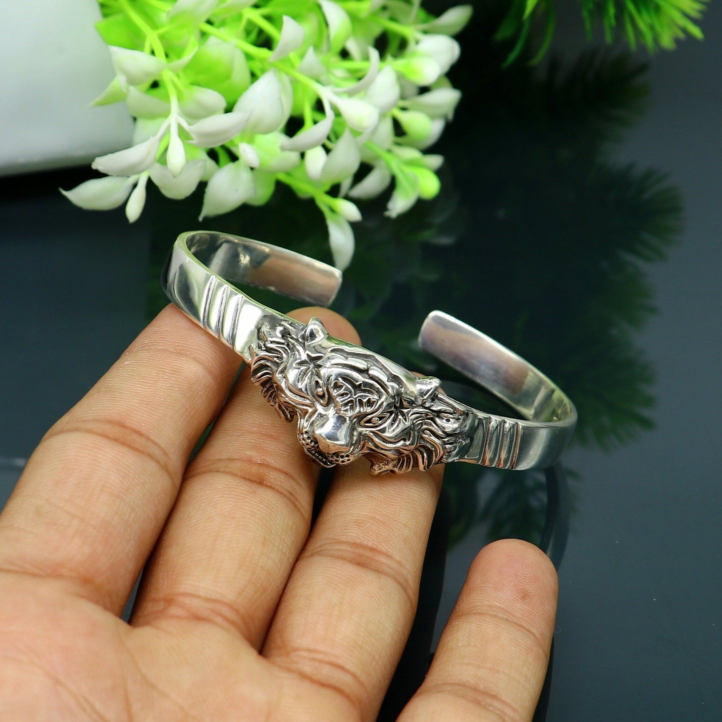 Sterling silver handmade vintage lion design bangle cuff bracelet by Tribal Ornaments, adjustable tribal style jewelry for daily wear.