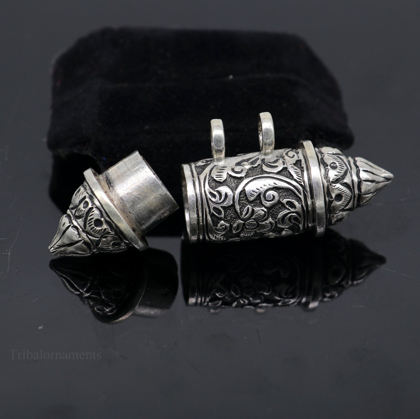 925 Sterling silver handmade vintage Nakshi work trendy design pendant amulet excellent tribal ethnic container box pendant jewelry ssp832 - TRIBAL ORNAMENTS
