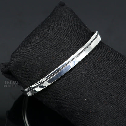 925 sterling silver bangle cuff bracelet with a plain, vintage design, unisex tribal jewelry by TRIBAL ORNAMENTS.