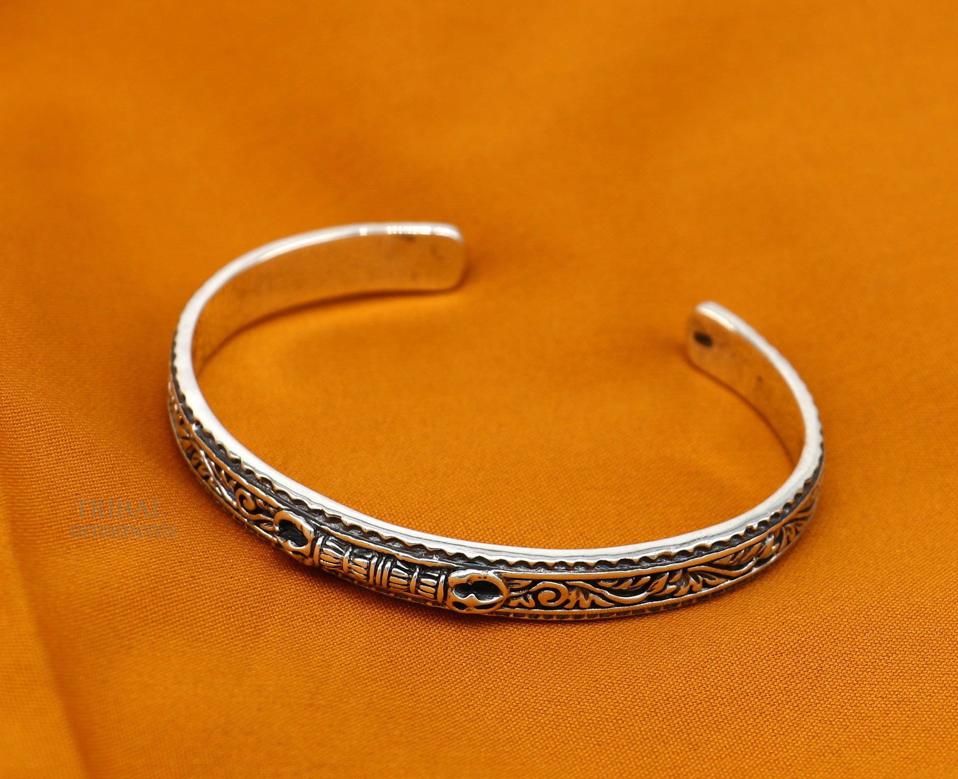 Sterling silver vintage Vajra design bangle cuff bracelet by Tribal Ornaments, featuring intricate tribal unisex jewelry craftsmanship.