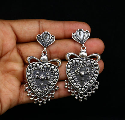 925 sterling silver heart shape style handmade Classical design fabulous Stud earrings exclusive jewelry from Rajasthan India  ear1080 - TRIBAL ORNAMENTS