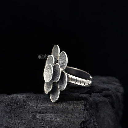 925 Sterling silver Indian tribal vintage flower-style adjustable ring, handmade jewelry for belly dance and cultural occasions.