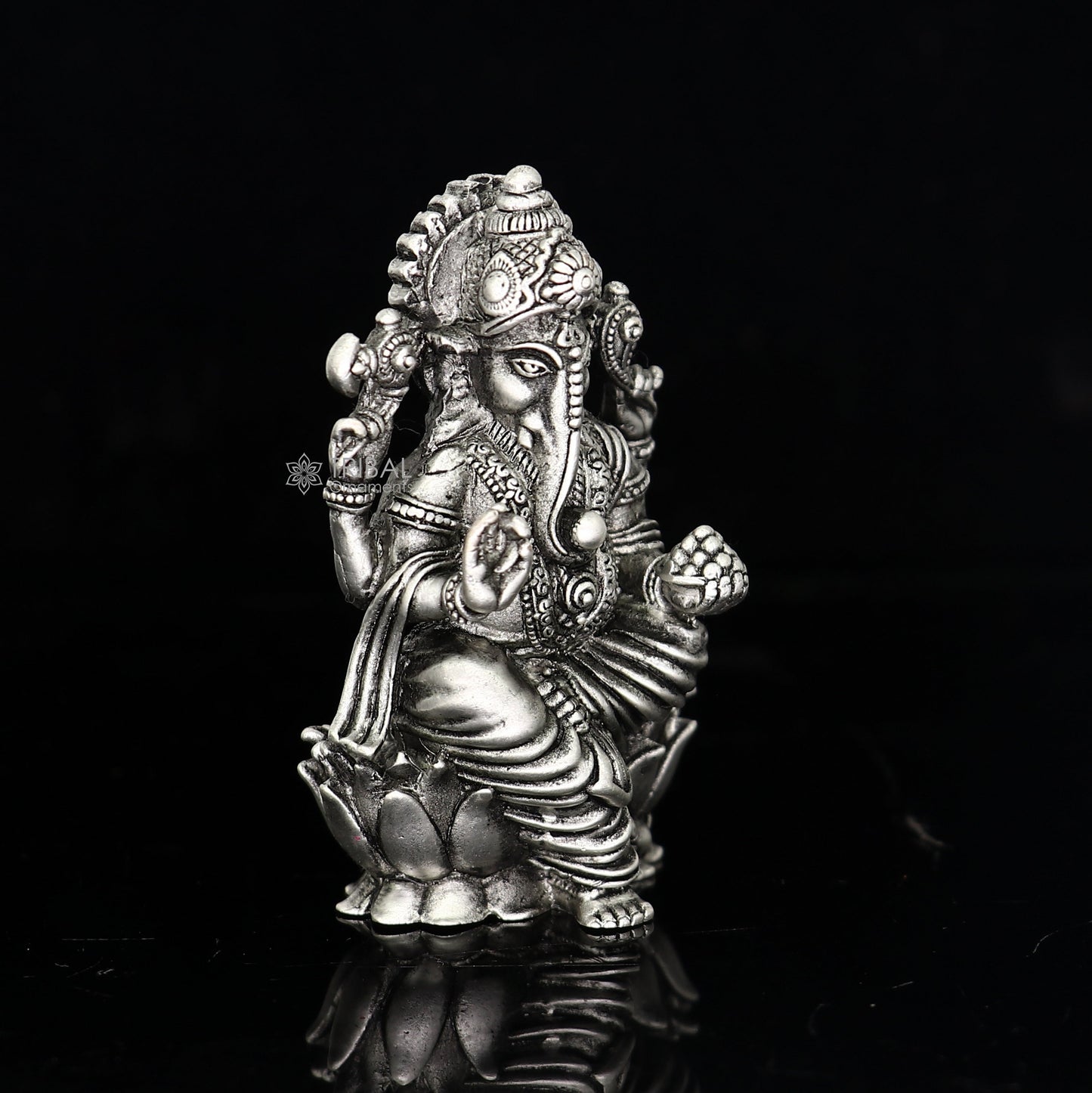 925 Sterling silver Lord Ganesh Idol, Pooja Articles, Silver Idols Figurine, handcrafted Ganesha statue sculpture Diwali puja gift art670 - TRIBAL ORNAMENTS