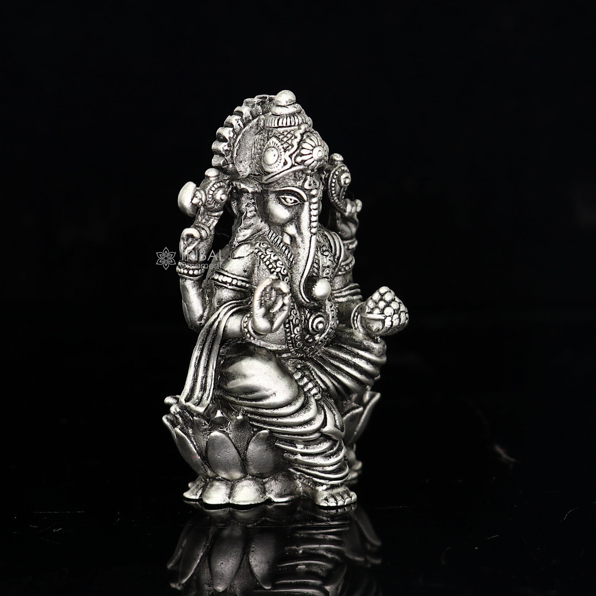 925 Sterling silver Lord Ganesh Idol, Pooja Articles, Silver Idols Figurine, handcrafted Ganesha statue sculpture Diwali puja gift art670 - TRIBAL ORNAMENTS