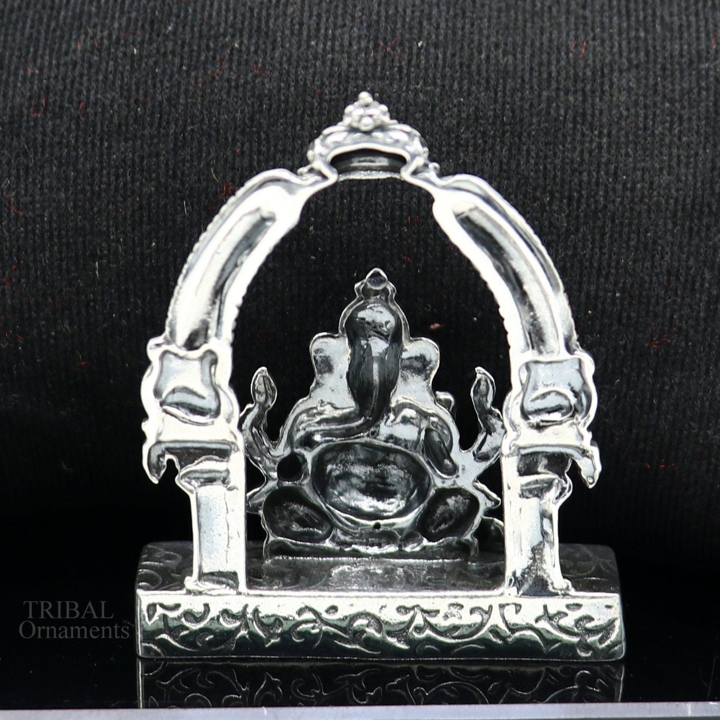 925 Sterling silver Lord Ganesh Idol, Pooja Articles, Silver Idols Figurine, handcrafted Lord Ganesh statue sculpture Diwali puja gift su229 - TRIBAL ORNAMENTS