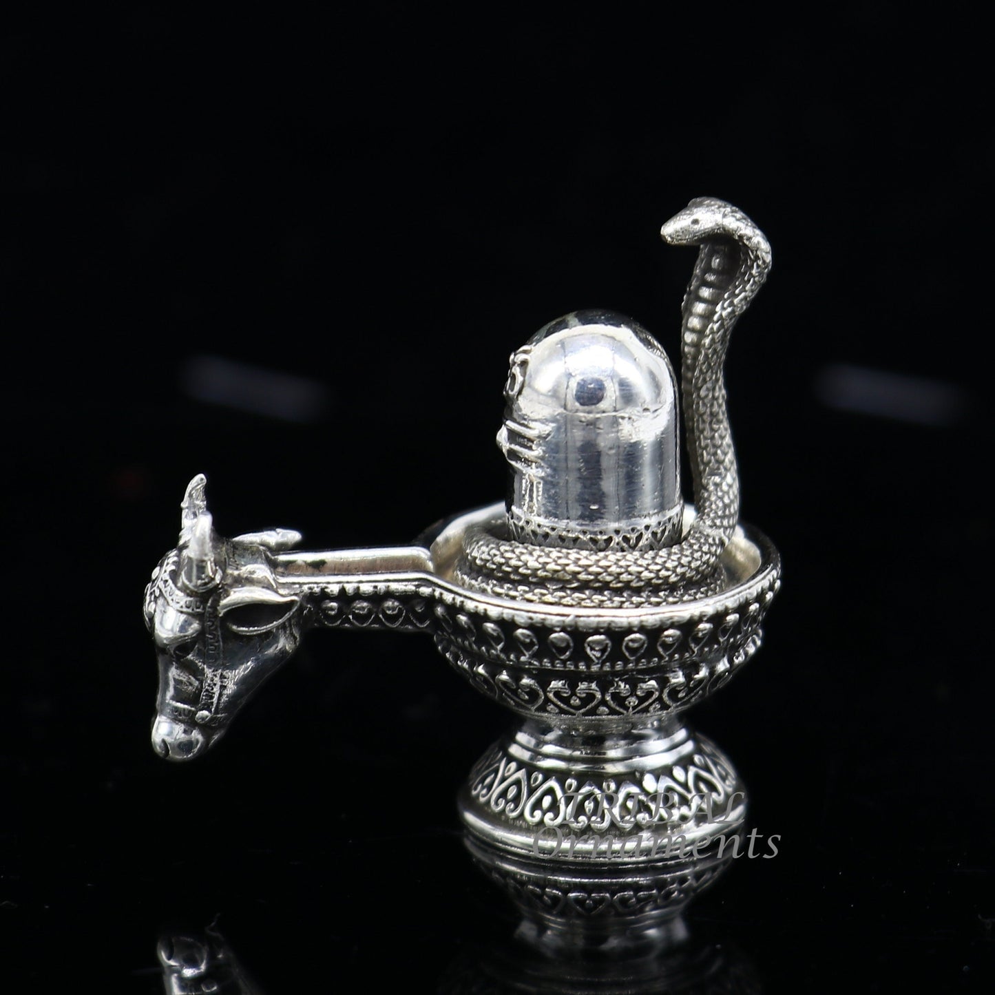 925 sterling silver lord Shiva lingam Jalheri, Divine Shiva lingam at home temple puja worshipping article from India su994 - TRIBAL ORNAMENTS
