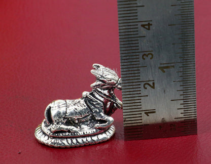 925 Sterling silver Lord Shiva Nandi Maharaj figurine, handmade small solid statue for puja, divine Nandi statue, TRIBAL ORNAMENTS