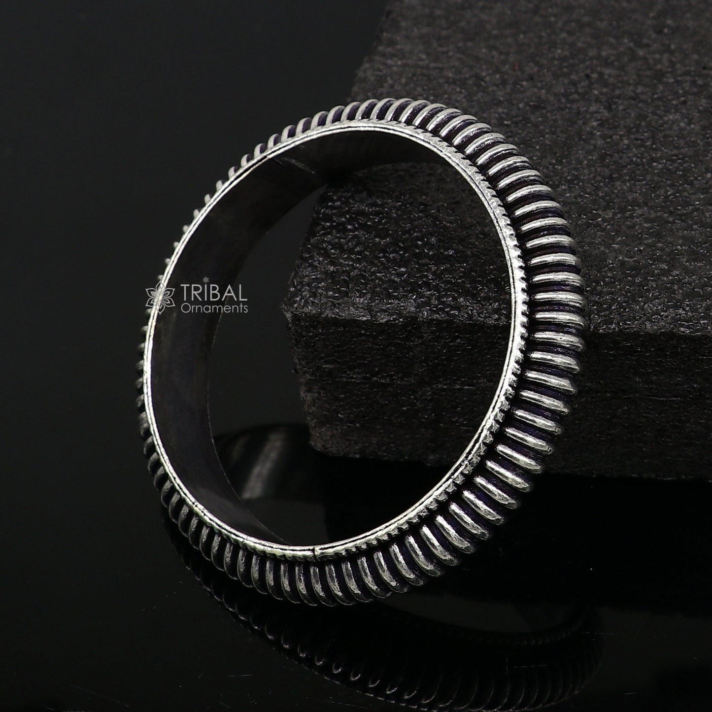 Sterling silver tribal bangle bracelet with modern design, unisex personalized tribal jewelry by TRIBAL ORNAMENTS.